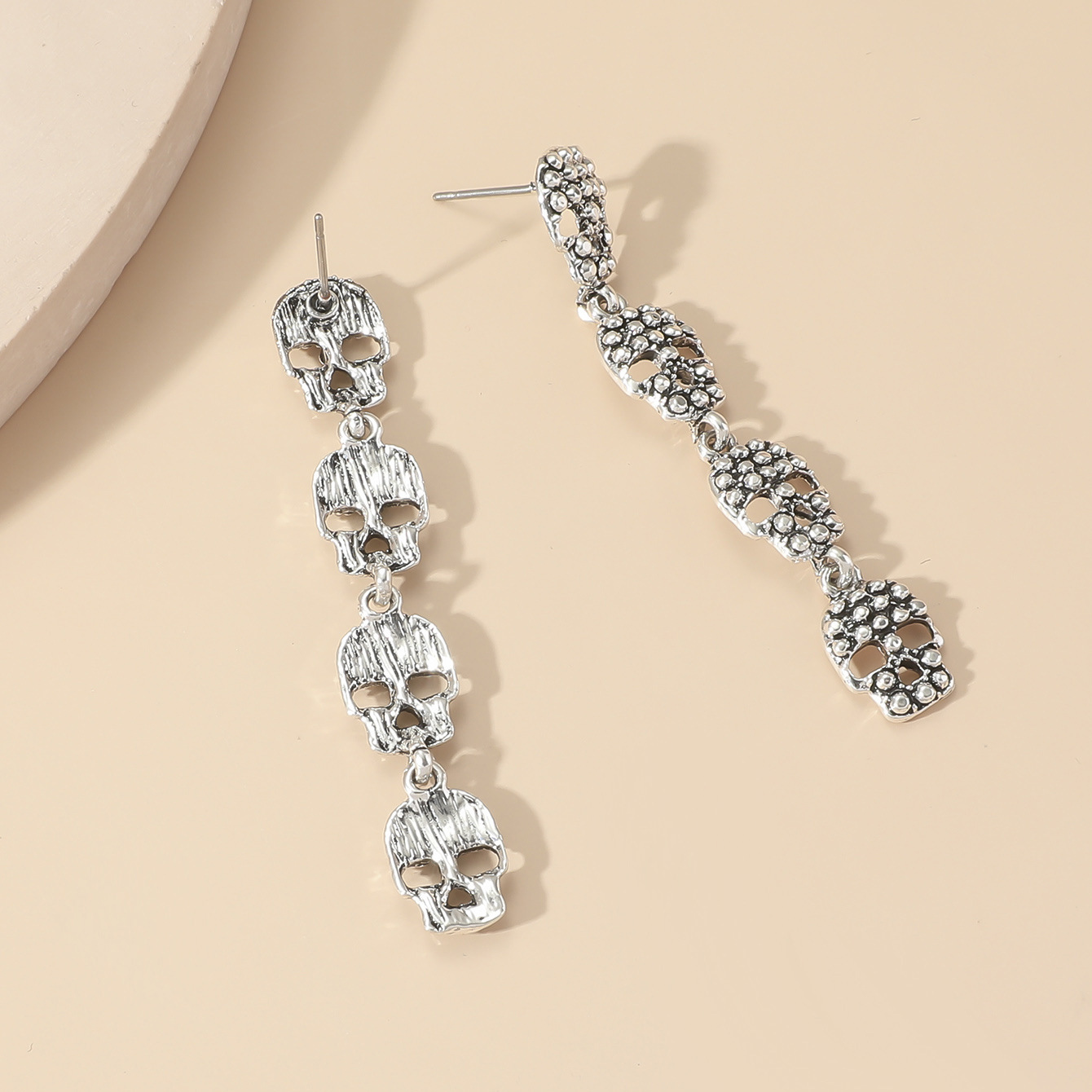 10g Weight Drop Earrings Classification 1 Pair Quantity Party, Street Occasion 1 Pair Halloween Classic Style Skull Plating Alloy Drop Earrings