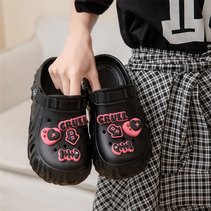 Zapatos con agujeros de suela súper gruesa con sensación de mierda, zapatos ligeros de playa de verano Baotou para mujer, sandalias y zapatillas de dos uso transpirables y antideslizantes EVA