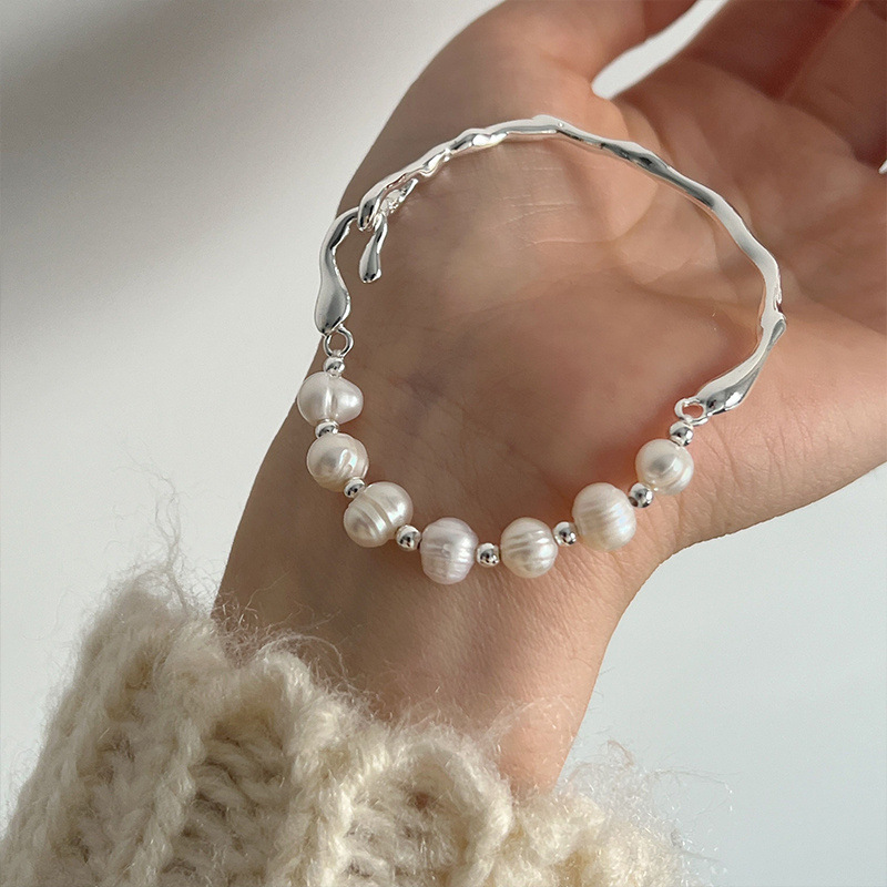 12g Weight Silver Plated Plating Material Bracelets Classification Copper Chain Material 1 Piece Quantity Daily Occasion Freshwater Pearl Material Oval Pattern Women's Gender Plating Design French Style Style French Style Oval Freshwater Pearl Plating Silver Plated Women's Bracelets 2