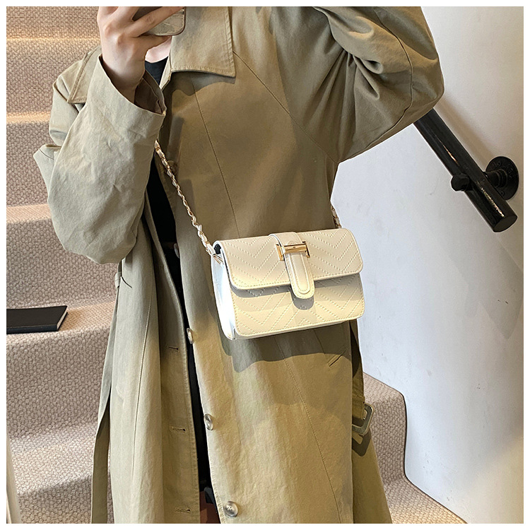 High-end texture checkered tattoo line small bag for women, 2024 new style, simple and trendy, versatile chain single-shoulder crossbody bag undefined