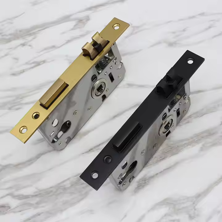 Lelang puerta al por mayor split Lock 58 cuerpo de la cerradura Dormitorio mudo de acero inoxidable cerradura antirrobo universal cuerpo de la cerradura de tres horquillas