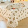 Milk velvet bed cover-flower shadow