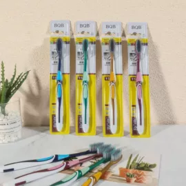 厨房小工具;衣钩/挂钩;美发梳