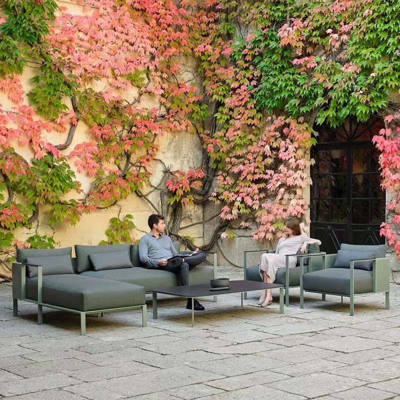 Sofá de acero inoxidable al aire libre Combinación Villa Jardín Mesa y silla de ocio Ventas Balcón Muebles al aire libre