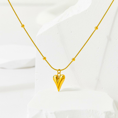 European and American simple love pendant titanium steel color-preserving necklace and earrings simple design trendy clavicle chain vacuum plating