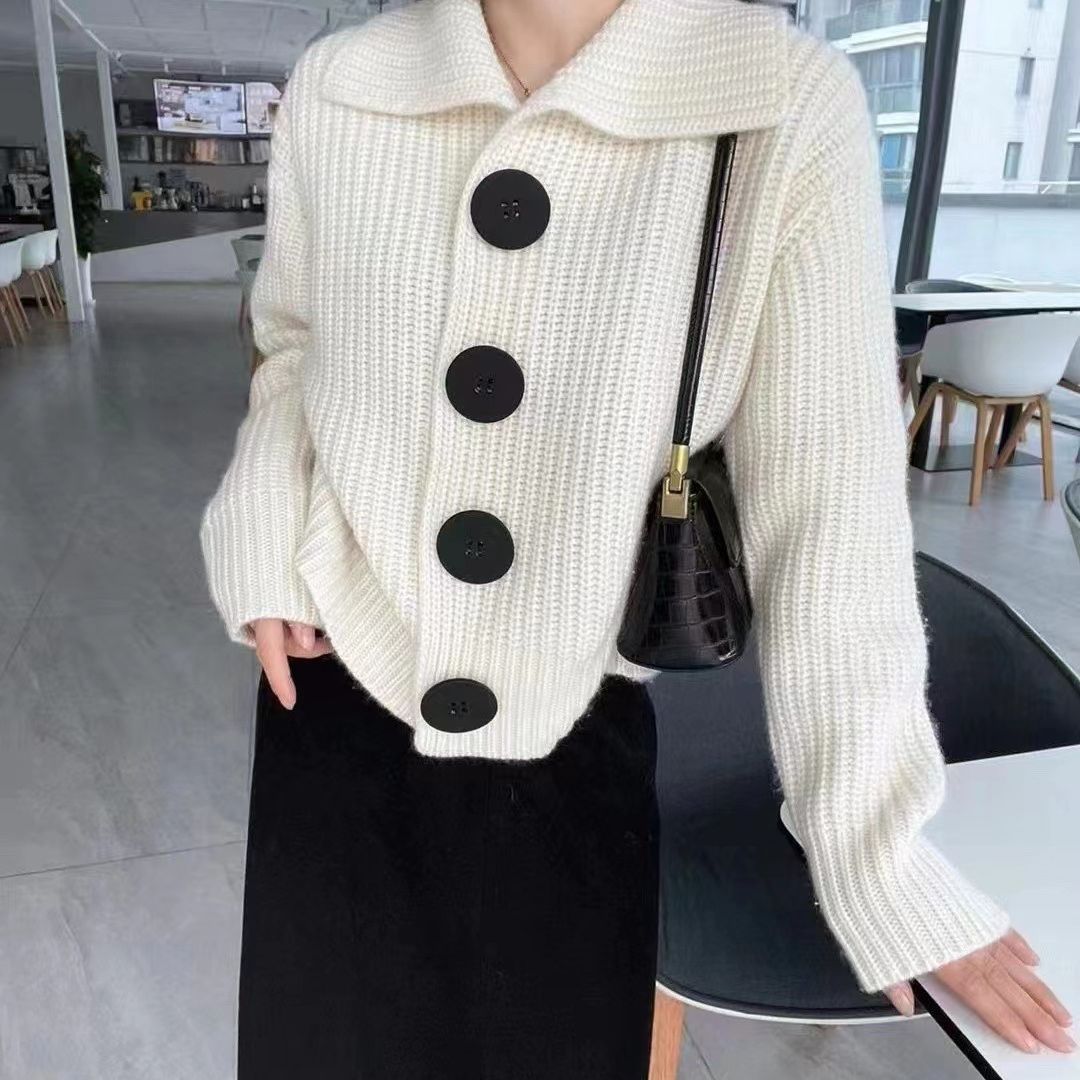 2023 autumn and winter new women's cardigan coat female blouse loose Korean version of fashion big button lapel knit sweater