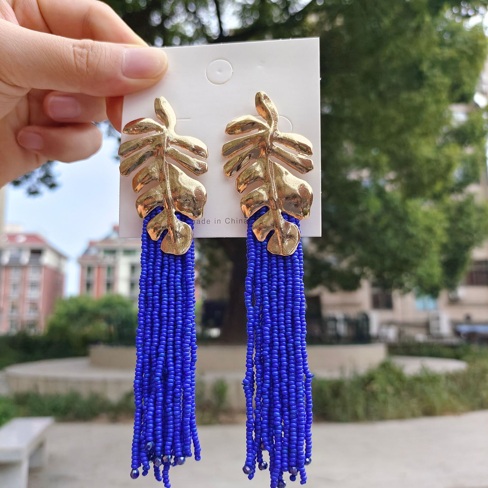 Fashion Leaf Resin Tassel Drop Earrings 1 Pair display picture 3