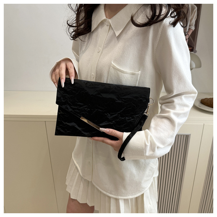 112g Weight Sewing Thread Fashion Element Magnetic Buckle Closure Type Top Handle Strap Type Envelope Bag Bags Type Office, Party Occasion Pu Leather Material Solid Color Pattern All Seasons Season Women's Gender Elegant Style Square Shape Pu Leather Solid Color Sewing Thread Square Clutches 12