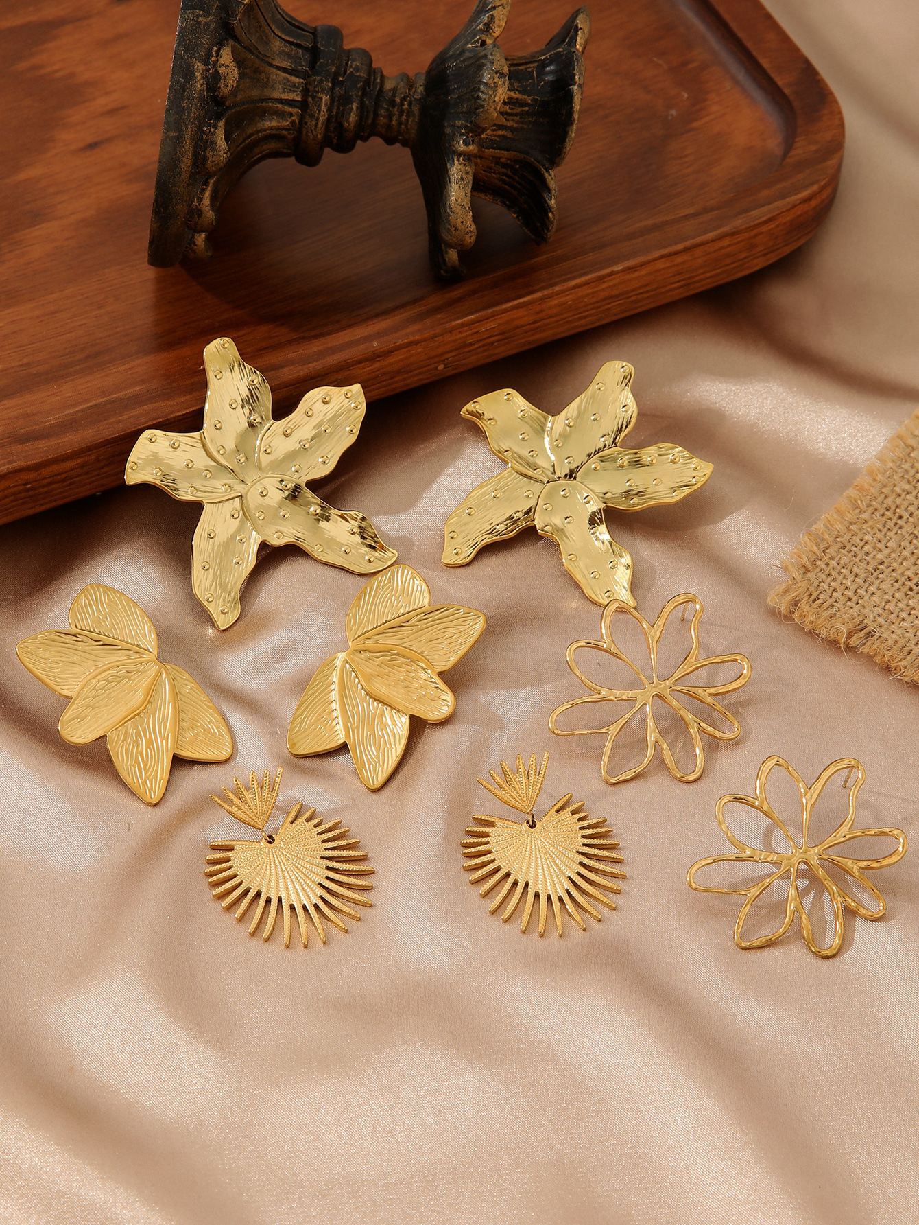 All Seasons Season 1 Pair IG Style Simple Style Flower Plating Titanium Steel Drop Earrings Ear Studs