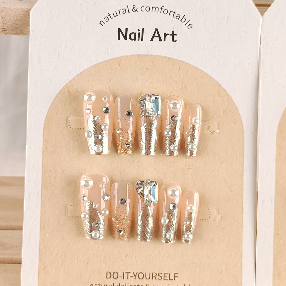 Manicura de Año Nuevo, 10 piezas de diamantes de perlas hechos a mano, arte de uñas portátil, parche de uñas Xiaohongshu, venta al por mayor