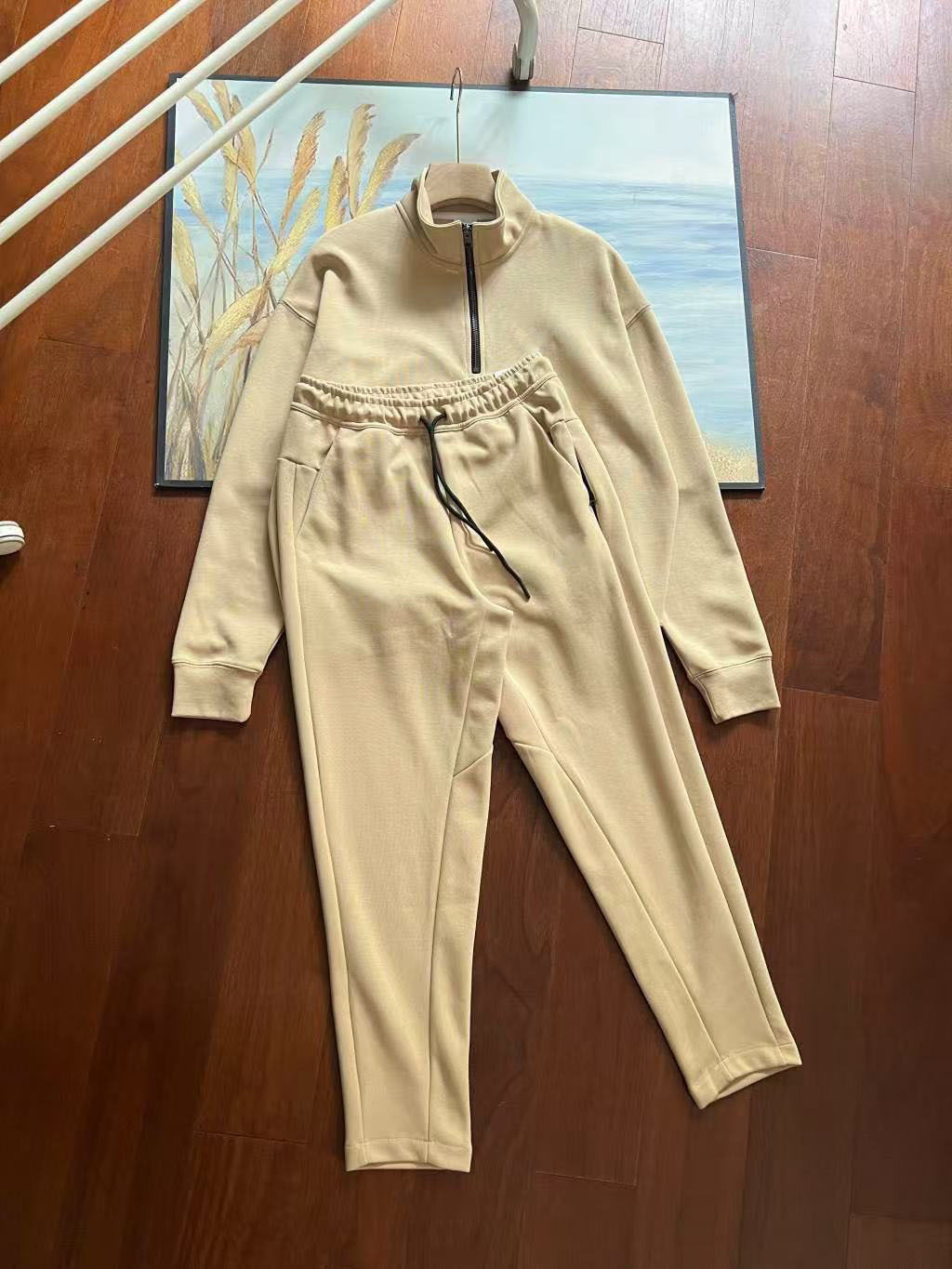 Suéter con media cremallera con cuello alto y ocio deportivo de primavera para hombre, estilo de primavera 2025, pantalones holgados deportivos 210.