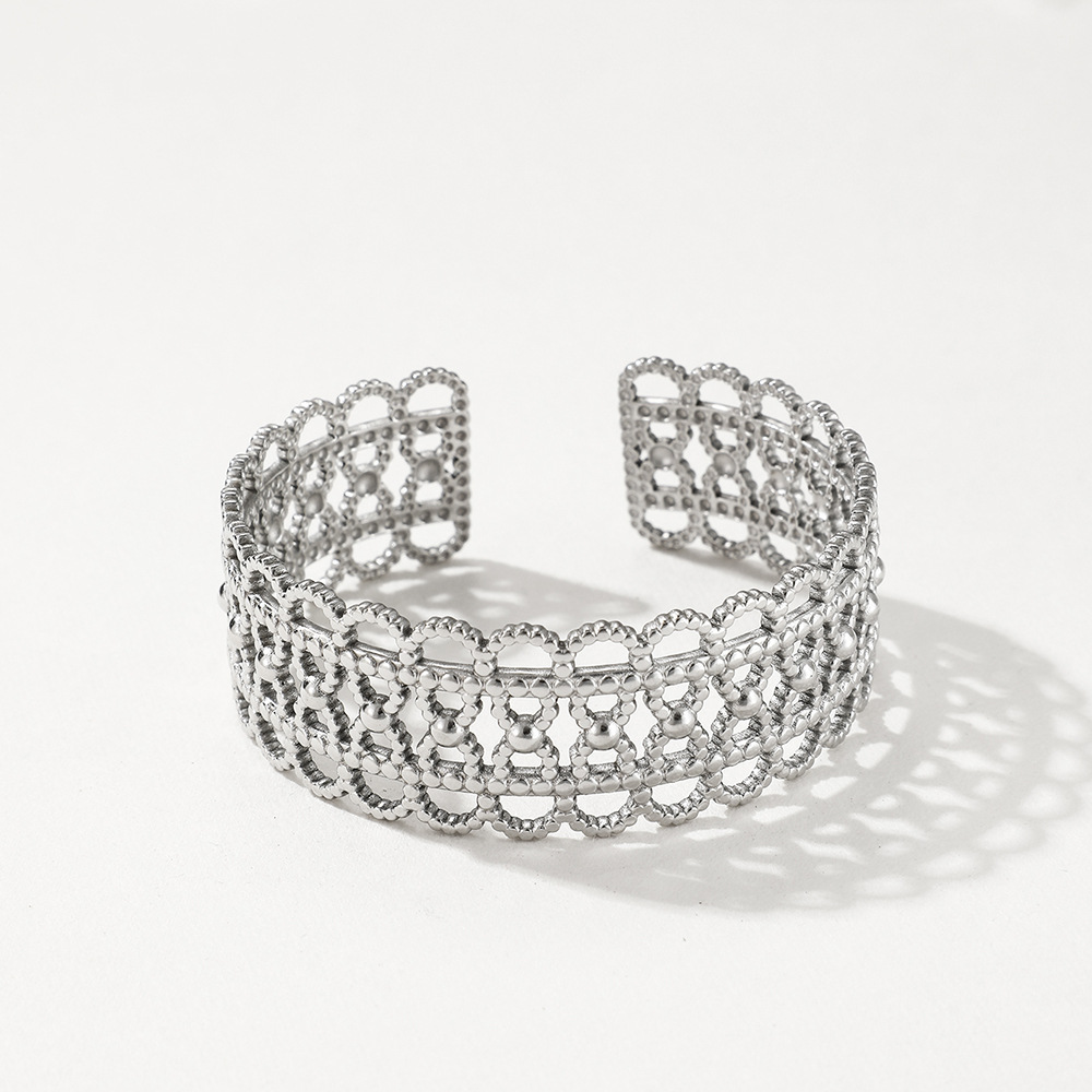 Dames armband van titanium staal in vintage kantstijl_voghion.com
