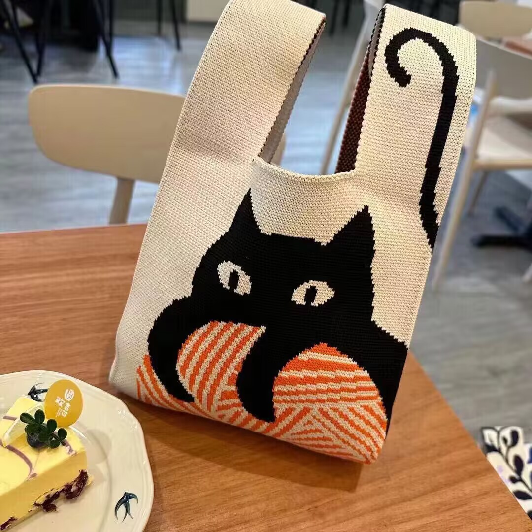 귀여운 고양이