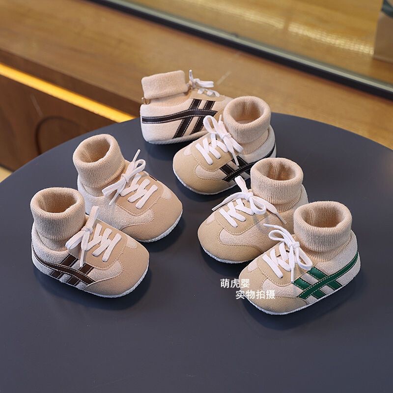 Autumn and Winter Baby Shoes for Men and Women, 0-1 Years Old, Shoes and Socks That Do Not Fall Off, Soft-Soled Non-Slip Toddler Shoes, Warm Pre-Step Shoes Autumn and Winter Baby Shoes for Men and Women, 0-1 Years Old, Shoes and Socks That Do Not Fall Off, Soft-Soled Non-Slip Toddler Shoes, Warm Pre-Step Shoes