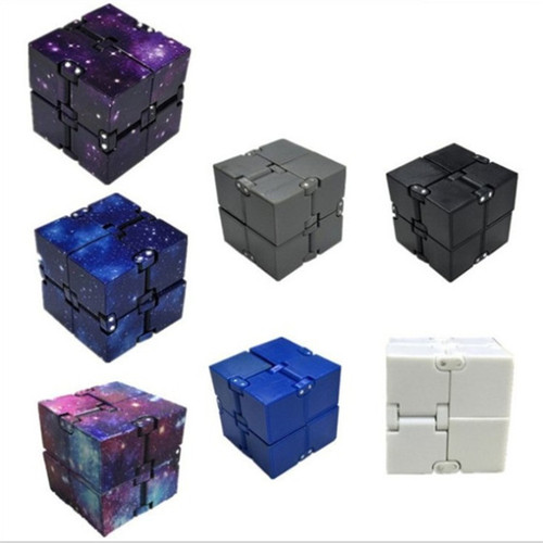 New cross-border creative fingertip infinite Rubik's Cube second generation flip pocket Rubik's Cube toy water transfer printing Rubik's Cube manufacturer
