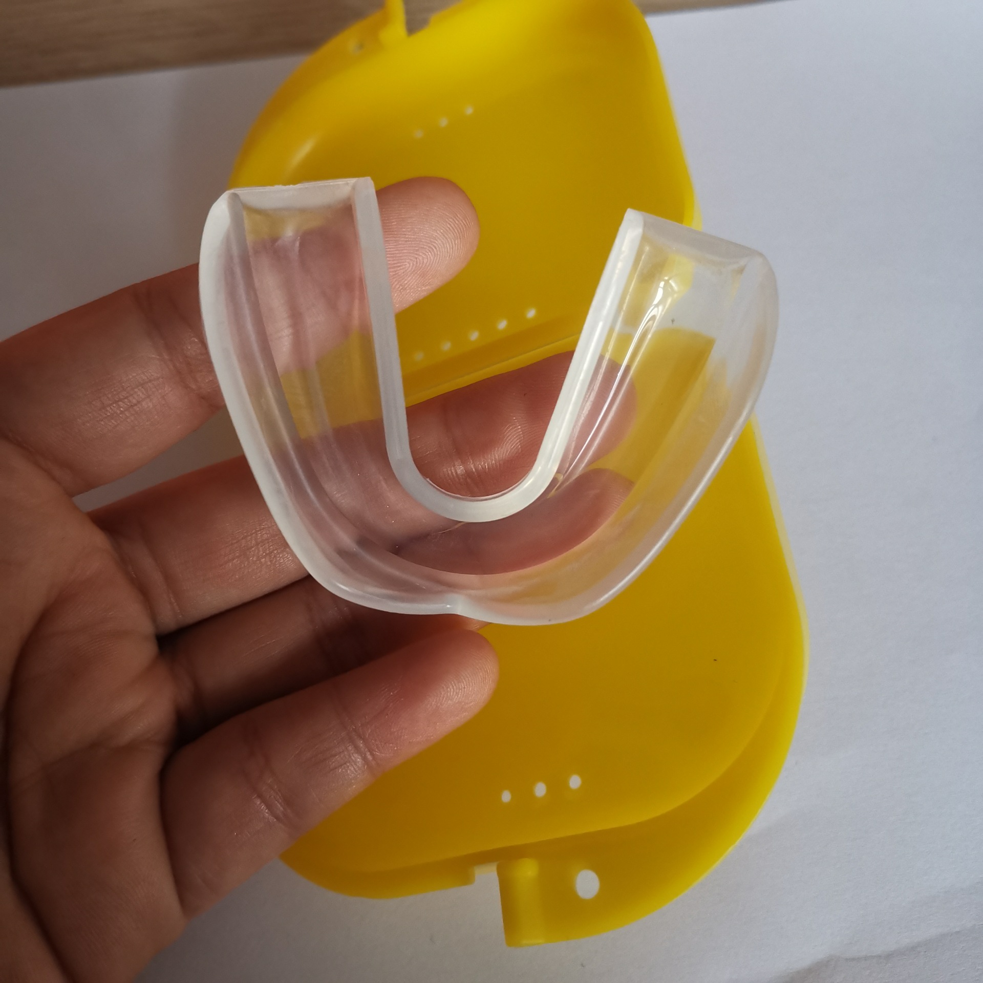 Boxing sports tooth protector silicone taekwondo Sanda fight football basketball adult children protective gear with box