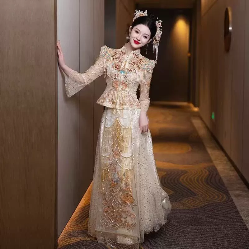 Spring suhe traditional wedding dress, for teenagers