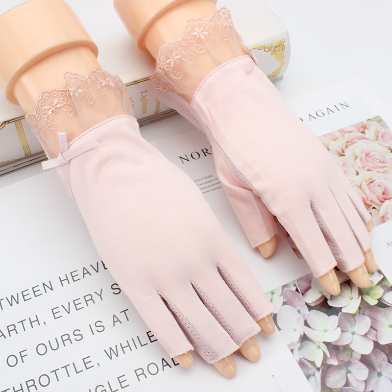 Verano medio dedo protección solar guantes mujeres delgadas ciclismo protección solar protección UV conducción encaje dedo abierto al por mayor