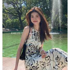 法式长款无袖吊带连衣裙2025新款花卉印花背心裙气质收腰开叉长裙