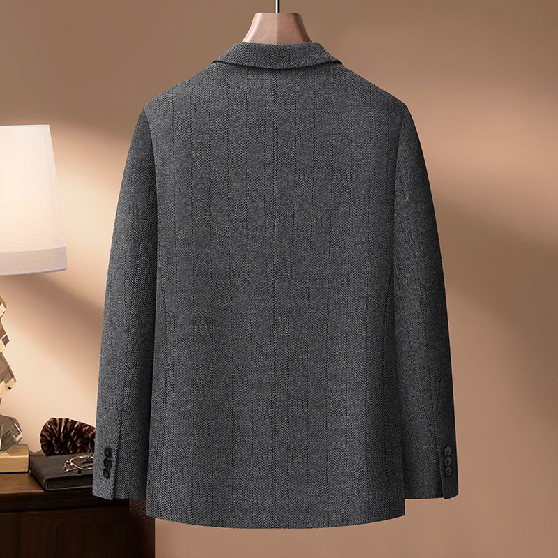 Áo vest nam dáng ôm pha len lông cừu, lụa tơ tằm và Lyocell, một hàng hai cúc, tay dài — màu xám