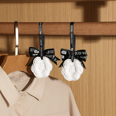 Camellia Flower Wardrobe Scented Wax Tablets Bedroom Home Fragrance Diffuser Long-lasting Scent Deodorizing Car Air Freshener Pendant Wholesale