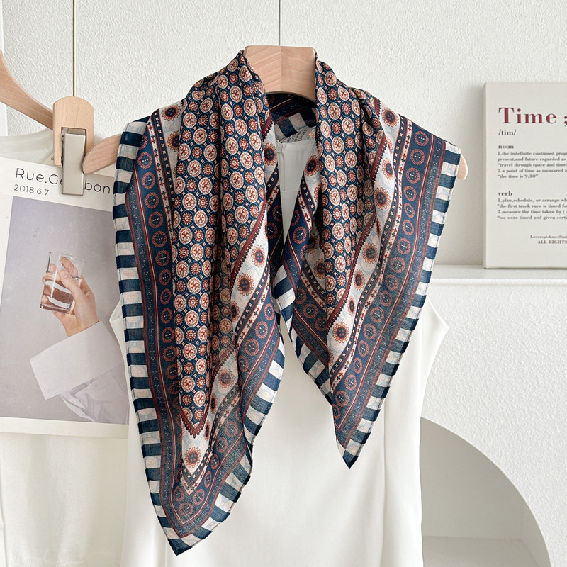Spring and Autumn French Retro Small Square Scarf, Versatile with 70 Letters, Blue, Women's Style, High-End Cotton and Linen Feel, Headscarf