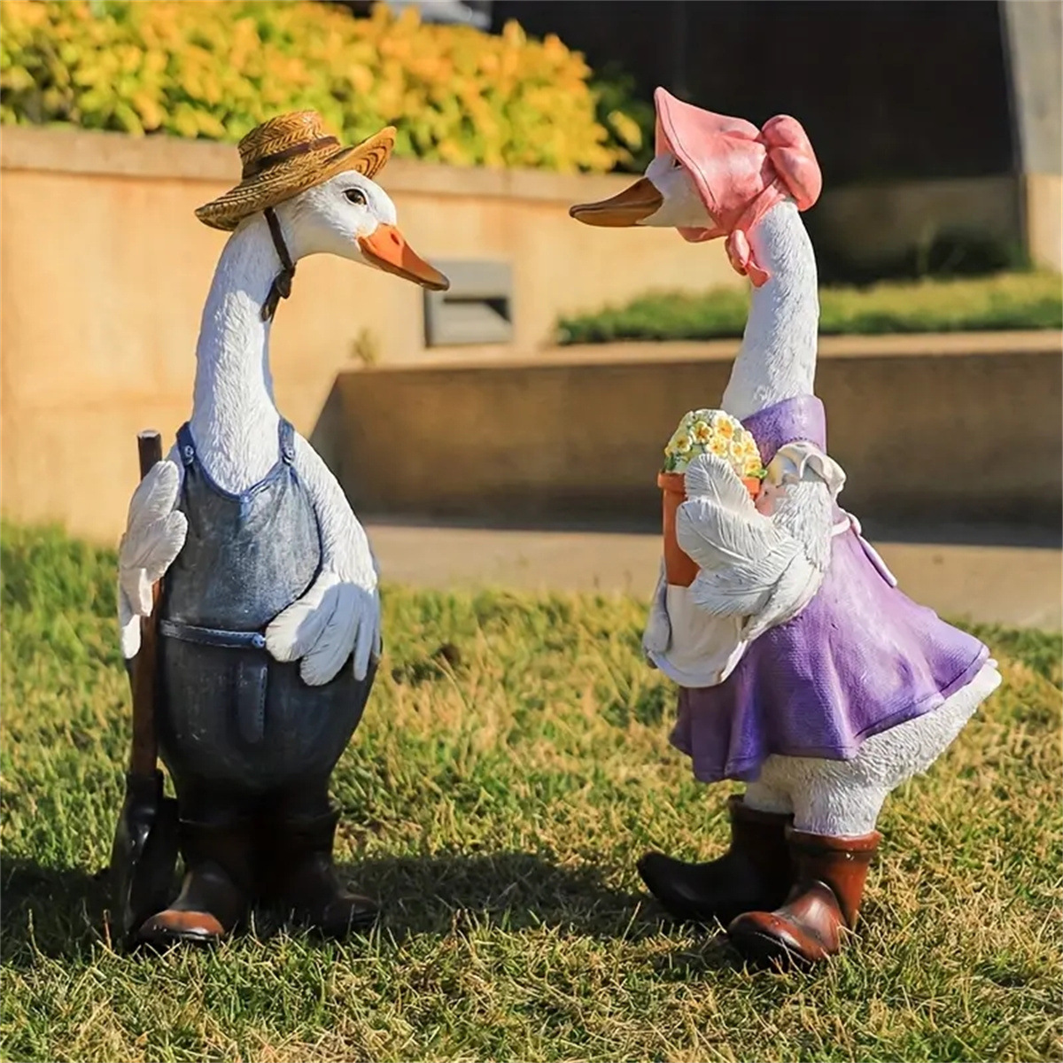 Manufacturer Resin Crafts Garden Decoration Ornaments Creative Animal Duck Ornaments Home Support Customization According to Drawings