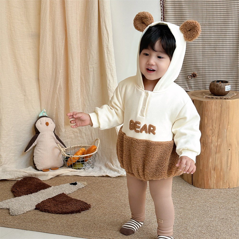 Ropa de bebé otoño e invierno mamelito triangular ropa de bebé para hombres mono acolchado versión coreana de oso súper estilo extranjero