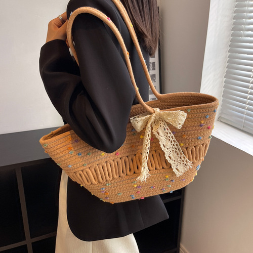 Large-capacity bag women's bag  winter new fashion commuter shoulder bag versatile vegetable basket portable tote bag