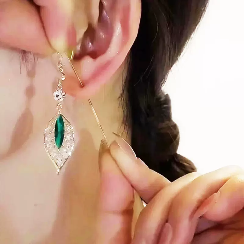 金枝玉叶耳线女流苏高级耳钉网红小众感百搭气质耳饰饰品2025新款