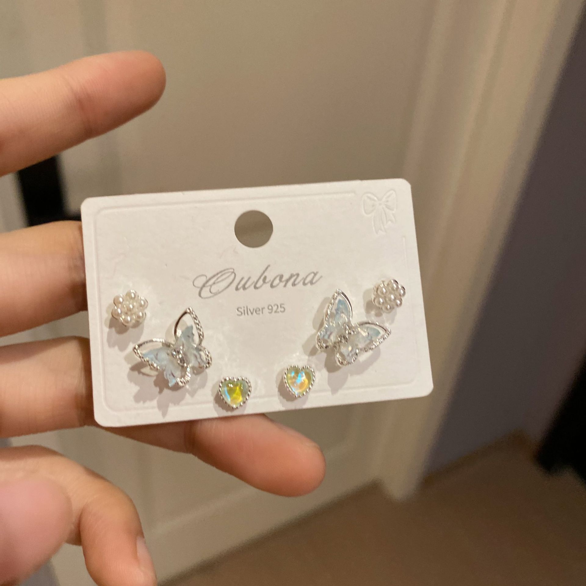 Pendientes redondos de color de aguja de plata Pendientes frescos y dulces Pendientes de todo fósforo de moda simple para mujer