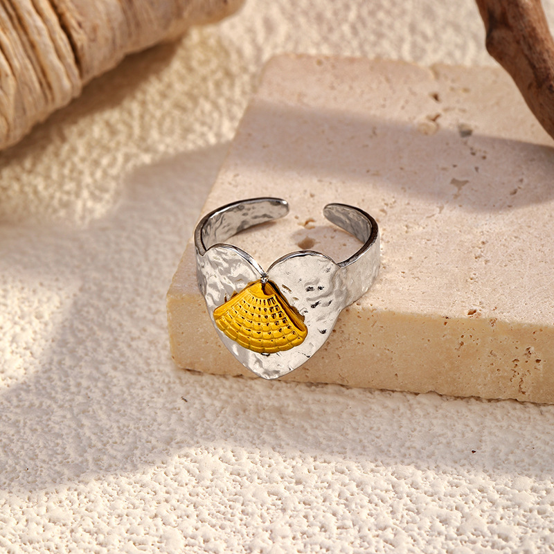 Anillo de acero inoxidable de oro de acero de dos colores, estilo de lujo ligero y estilo de estilo, anillo de acero de titanio abierto