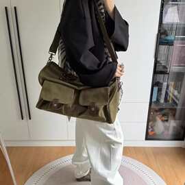 网红同款26新款做旧复古帆布大容量女手提单肩斜跨邮差包