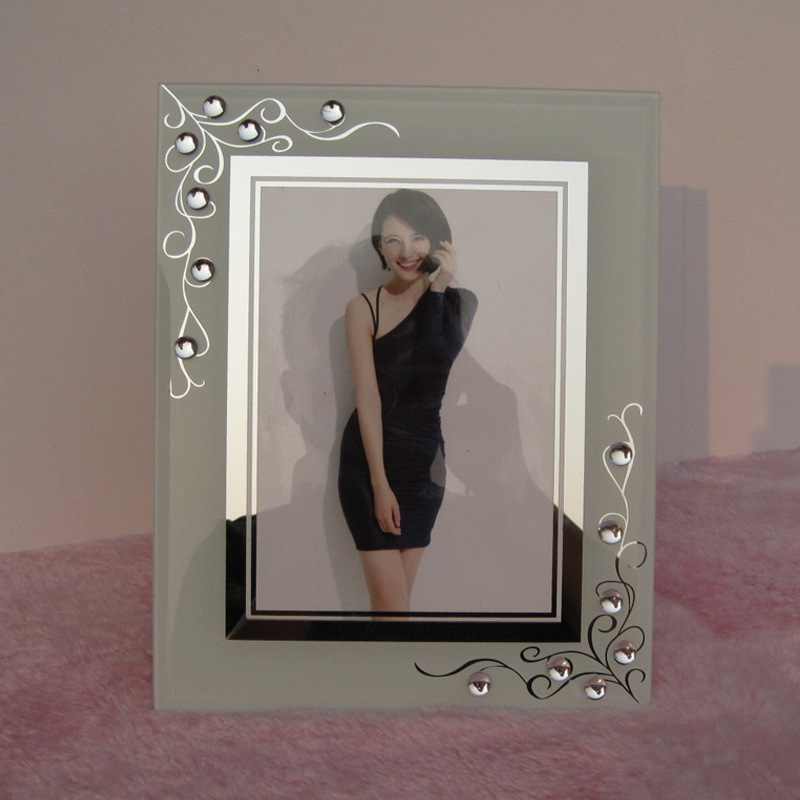 Transparent crystal glass photo frame with diamond beads white 4X6 inch 5*7 inch 8 inch 10 inch studio red table wholesale Transparent crystal glass photo frame with diamond beads white 4X6 inch 5*7 inch 8 inch 10 inch studio red table wholesale