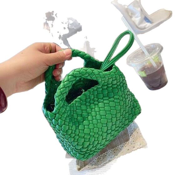 Handmade Woven Bag Mini Handbag Women's High-end Sense Vegetable Basket Bag All-match Bag Shoulder Crossbody Chain Bag