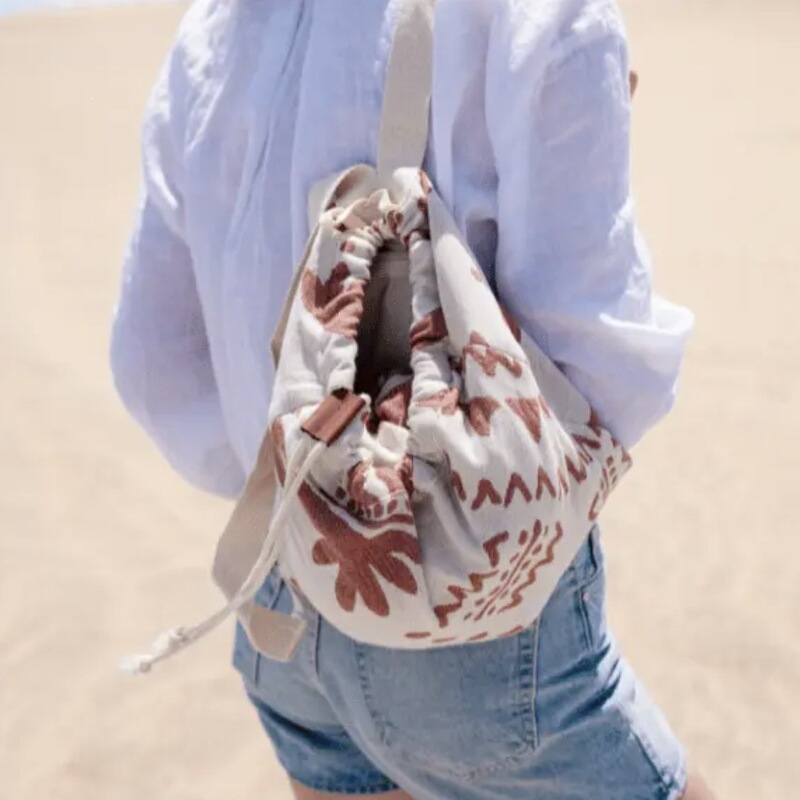 Cross-Border Amazon Creative Best-Selling Quirky and Unique New Trendy Fashion 2-in-1 Convertible Beach Towel Bag Cross-Border Amazon Creative Best-Selling Quirky and Unique New Trendy Fashion 2-in-1 Convertible Beach Towel Bag