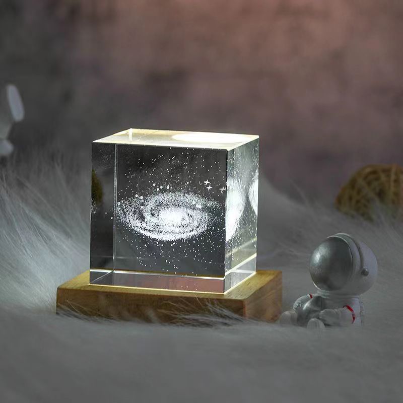 水晶球立方体摆件生日礼物银河星空方体小夜灯木质发光底座情人节