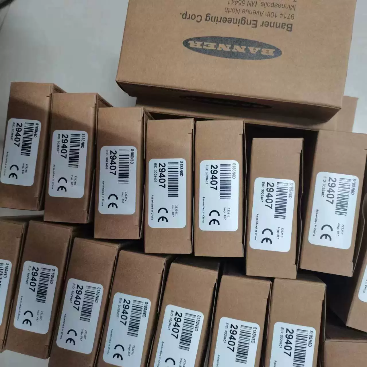 Баннерный бесконтактный переключатель Q2XANAF150-2M фотоэлектрический датчик American BANNER Spot