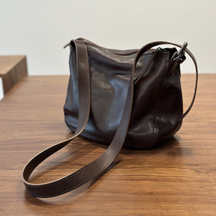 2025�¿���ϵֲ��ţƤб���Ů���e�L�μ����Ƥ�����߼���ˮͰ��