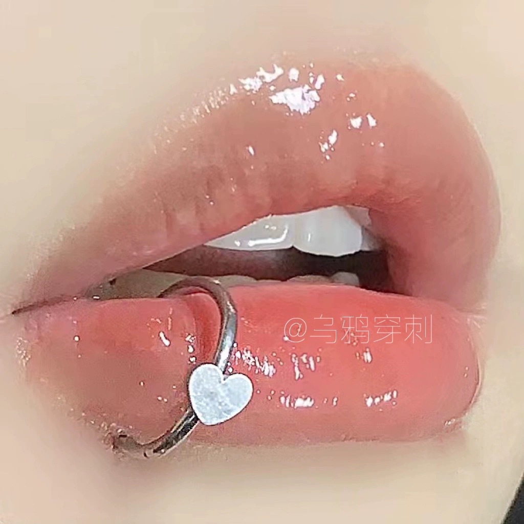 Pointed labret stud close-up product detail