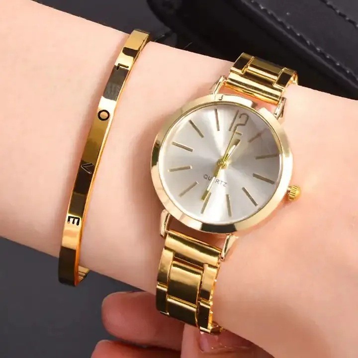Women's Watch with a Stylish Steel Band, Fashionable and Simple Trendy Women's Quartz Watch and Bracelet Set