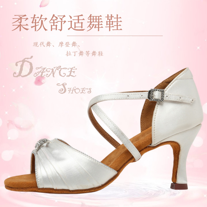 Cross-border Wholesale Latin Dance Shoes Women's Diamond Buckle High Heeled Soft Sole Modern Dance Shoes Square Dance Sandals Women's Dance Shoes