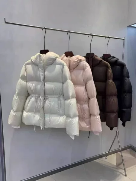 Winter Fashion Thickened Bread Coat 2025 High-end Super Good-looking Small Chanel Style White Waist Cotton-padded Coat Women