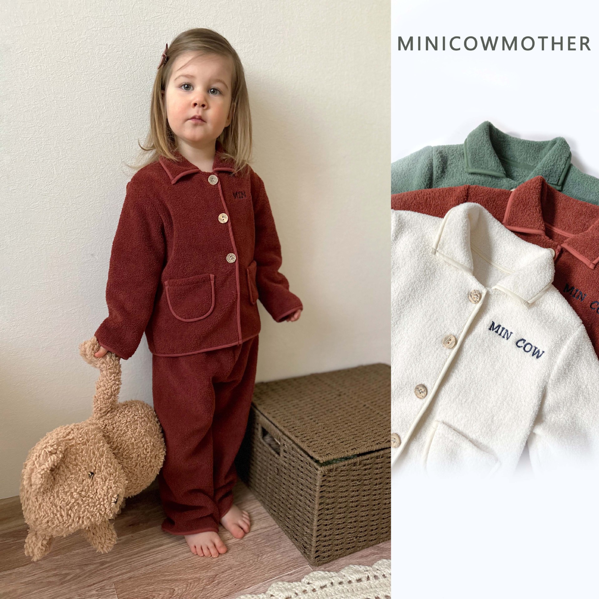 Conjunto de ropa infantil para otoño e invierno 2024, chaqueta cálida y gruesa para niñas, elegante abrigo de algodón para niños, conjunto de dos piezas.