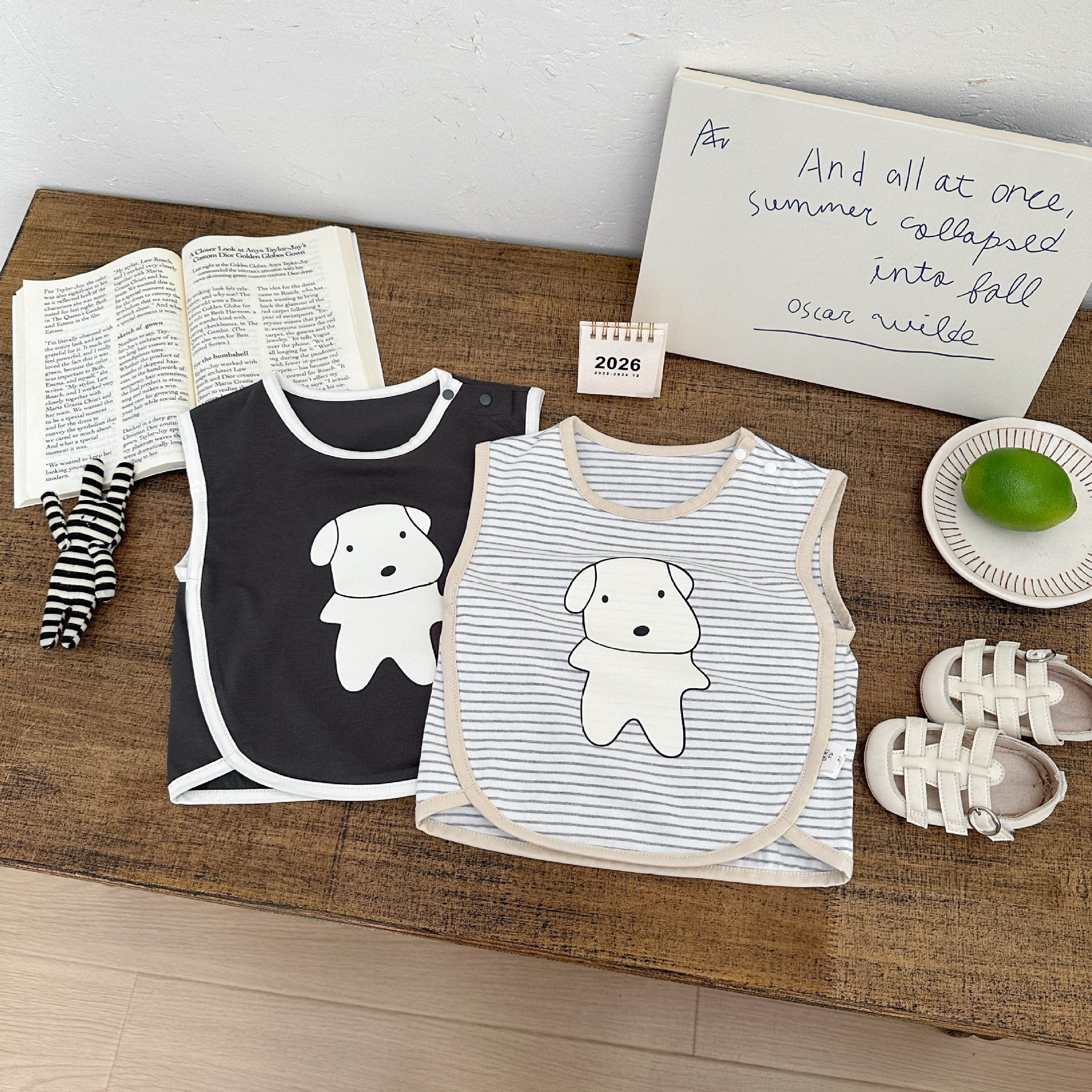 Bebés de verano encantador dibujos animados impresión chaleco frío coreano bebés delgados sin mangas ropa universal