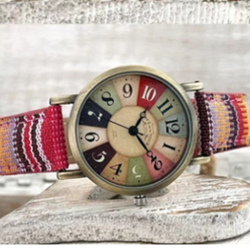 Reloj hippie bohemio de colores – patrón multicolor de arcoíris, fabricante, stock