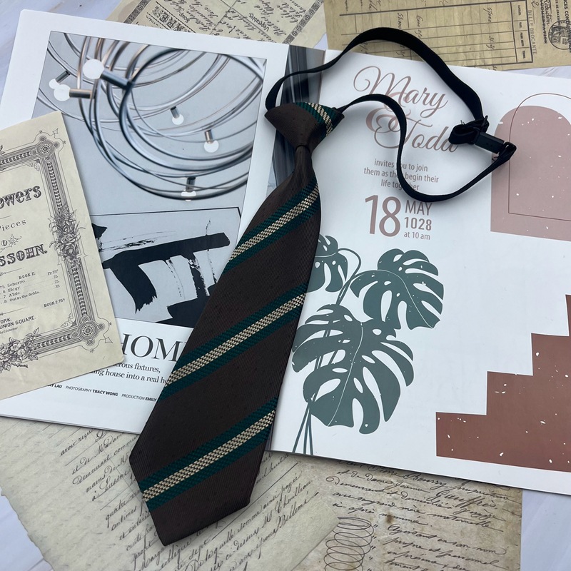 26 다크 브라운 레드 스트립