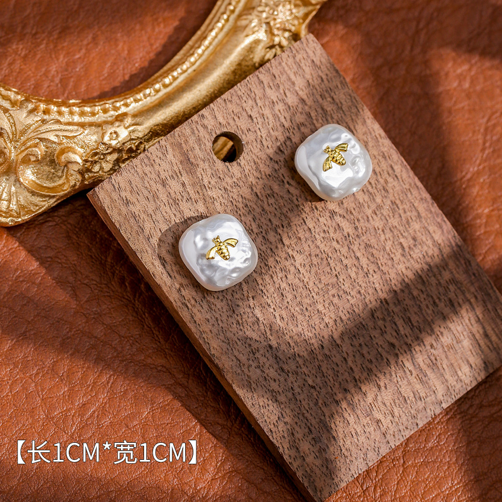 Fashionable earrings, silver 925 sample