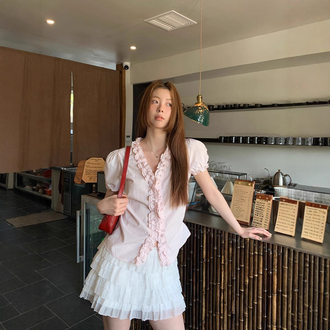 Gentle and Sweet Pink Striped Ruffled V-Neck Blouse for Women, New Summer Style with a Cinched Waist and Slimming Design Short Shirt