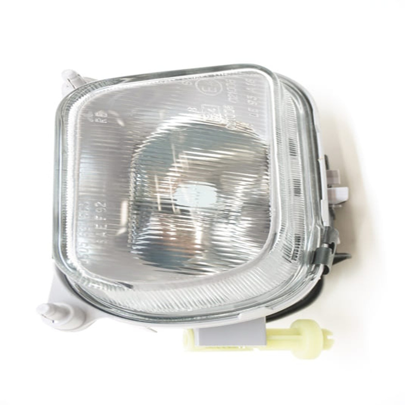 A2108200156 A2108200256 Is Suitable for Mercedes-Benz Fog Lamp Daytime Running Light W210 E220 E240 E280